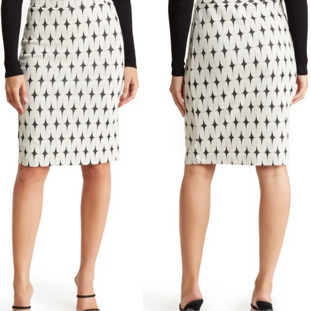 Renee C. Black and White Patterned Pencil Skirt Size MP